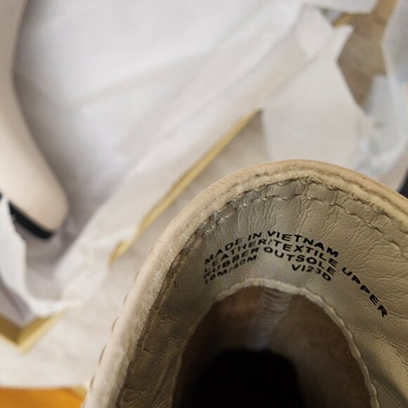 Michael Kors Kinlee Pointed-Toe Pull-On Boo Light Cream 10M - B006 - Picture 9 of 11